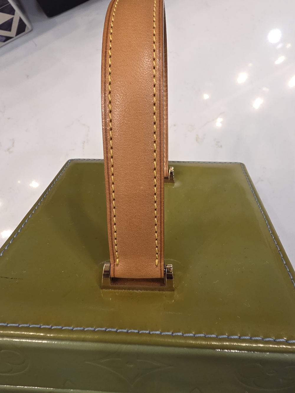 Louis Vuitton Green Monogram Vernis Leather Bleecker Box - Picture 6 of 17